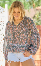 Load image into Gallery viewer, Flower Print Bubble Sleeve Blouse
