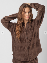 Load image into Gallery viewer, Ribbed Coco Velvet Blouse
