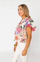 Load image into Gallery viewer, Rose Petal Puff Sleeve Blouse
