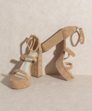 Load image into Gallery viewer, Raelynn - Suede Platform Heels
