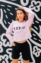 Load image into Gallery viewer, Cropped Pink TEXAS Sweat Shirt
