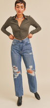 Load image into Gallery viewer, Baby Blues Distressed Jeans
