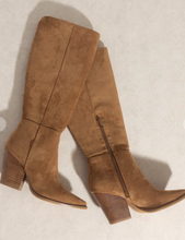Load image into Gallery viewer, Camel Knee High Boots
