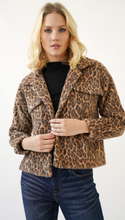 Load image into Gallery viewer, Fuzzy Fur Leopard Jacket
